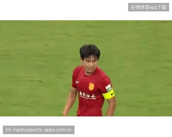 CCTV5+直播国足可演练进攻阵容：从战术到心理，打造“中国梦”的进攻之王